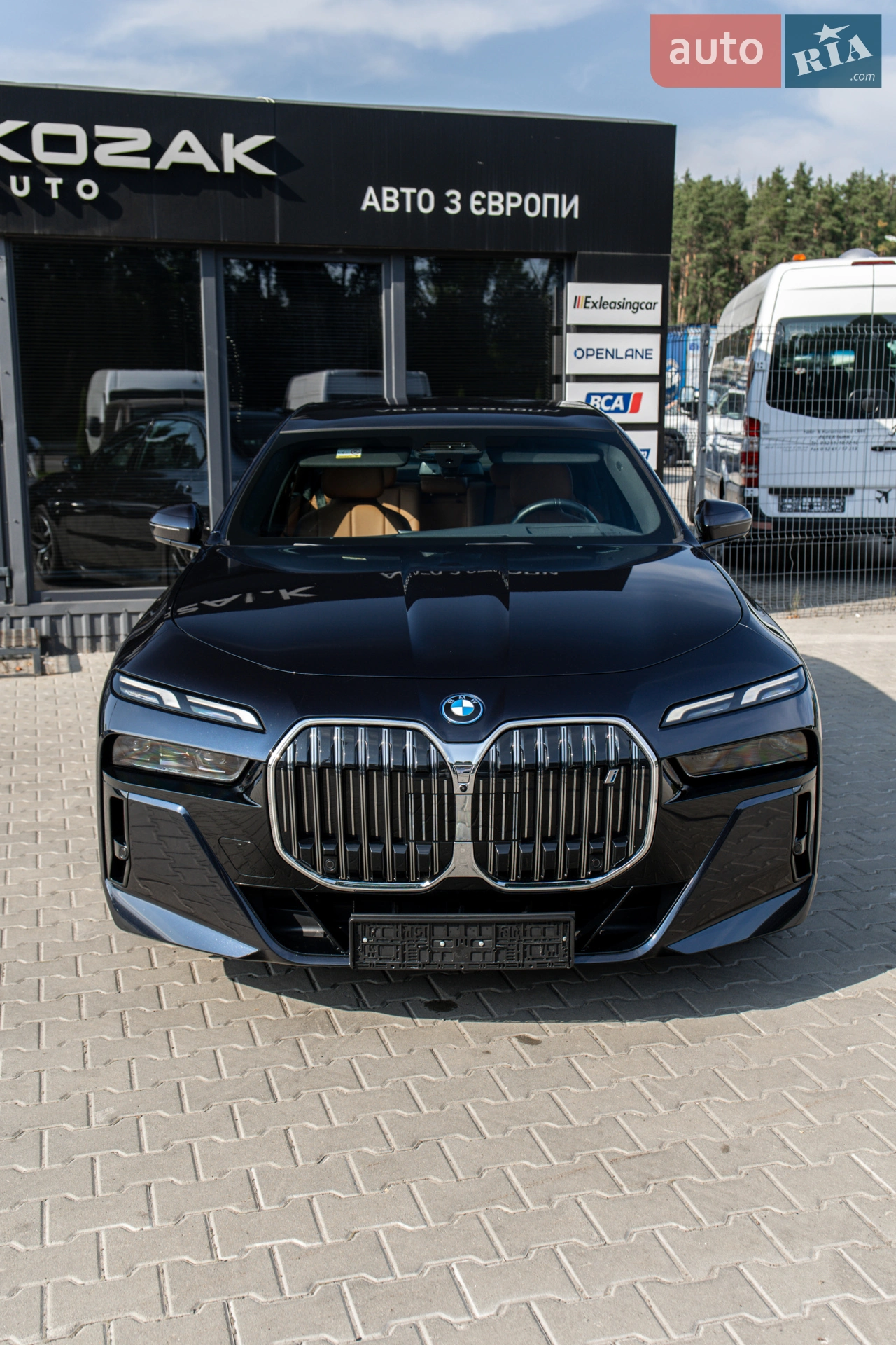 2023 BMW i7 - мініатюра 4
