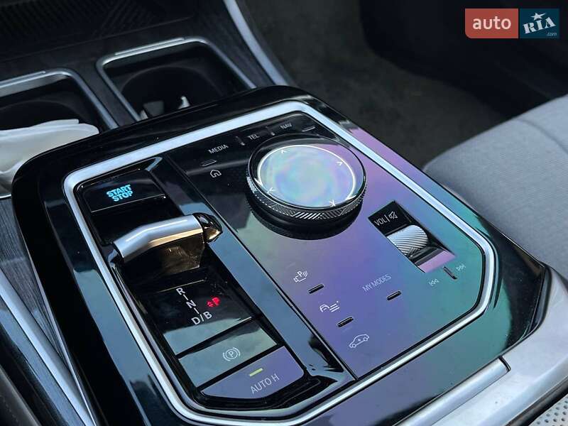 Седан BMW i7 2023 в Львове фото 51 Седан BMW i7 2023 в Львове