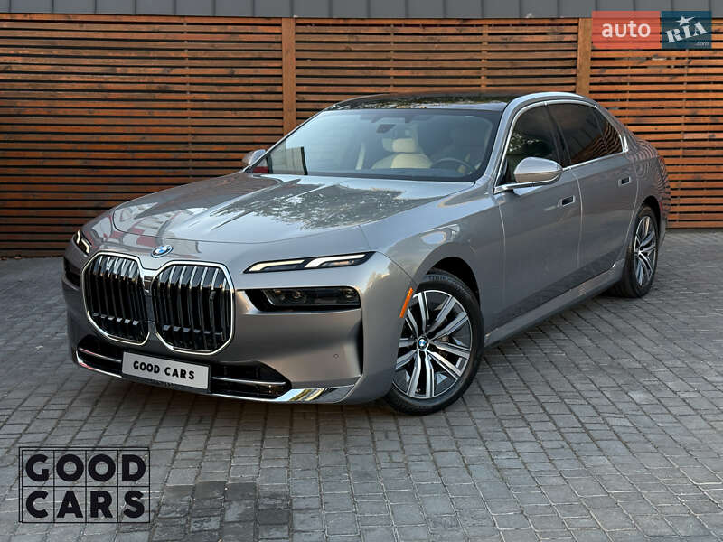 BMW i7 2023