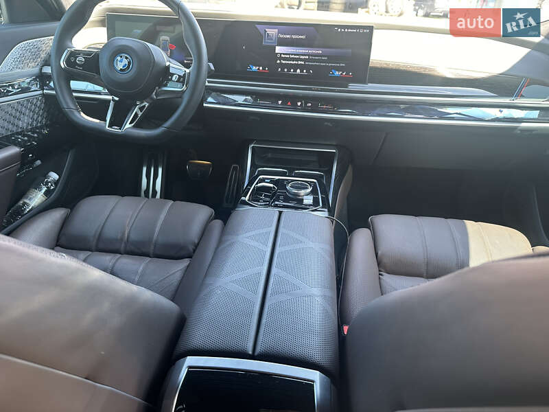 Седан BMW i7 2023 в Виноградове фото 15 Седан BMW i7 2023 в Виноградове