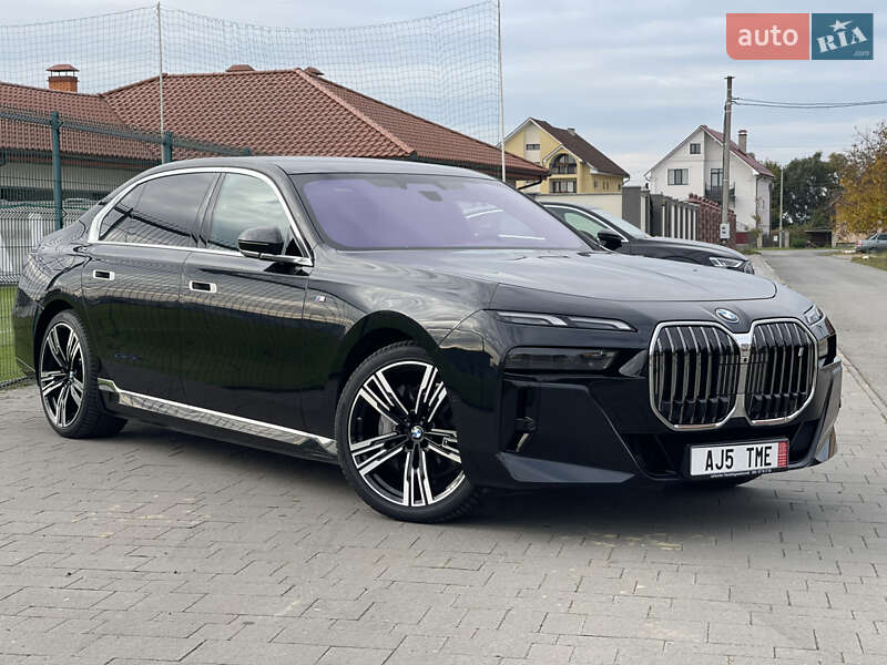 Седан BMW i7 2024 в Ужгороде фото Седан BMW i7 2024 в Ужгороде