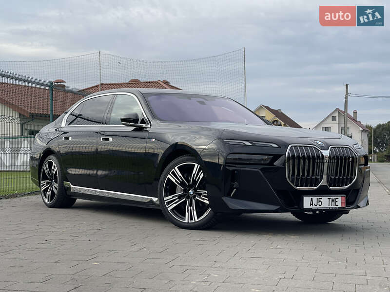 Седан BMW i7 2024 в Ужгороде фото 3 Седан BMW i7 2024 в Ужгороде