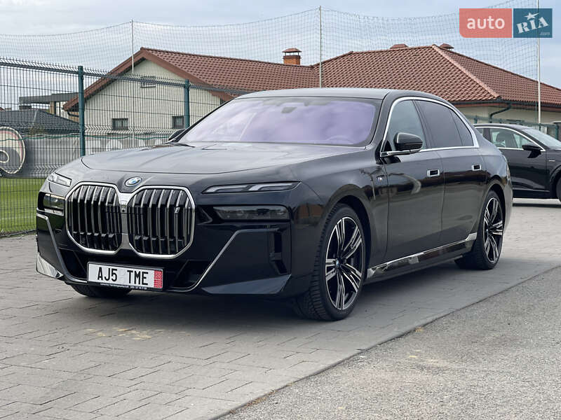 Седан BMW i7 2024 в Ужгороде фото 13 Седан BMW i7 2024 в Ужгороде