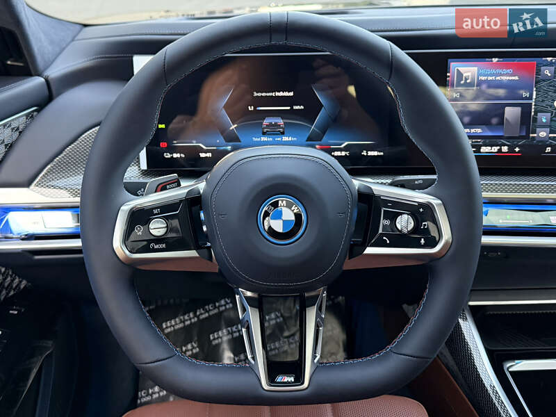 Седан BMW i7 2025 в Киеве фото 63 Седан BMW i7 2025 в Киеве