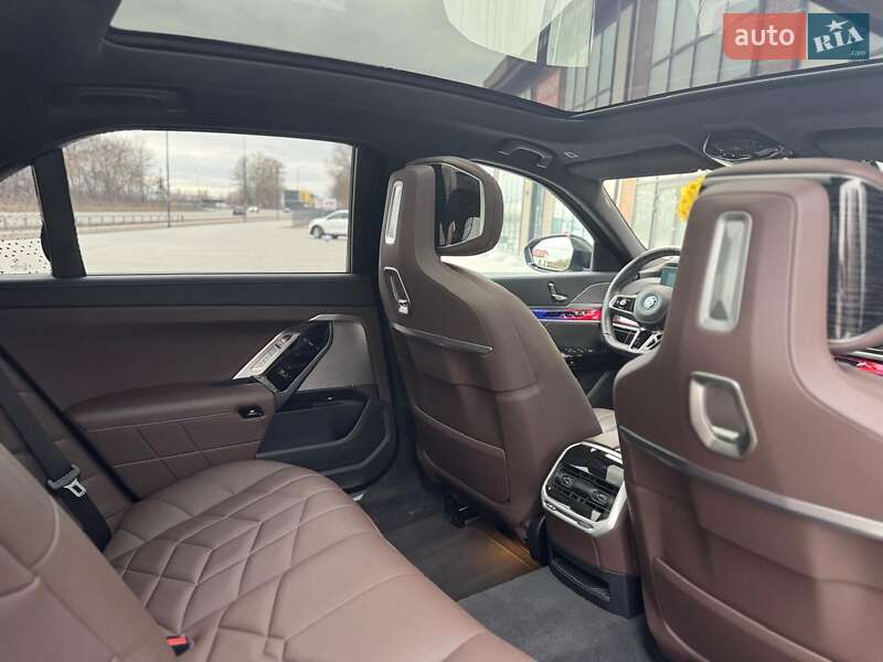 Седан BMW i7 2023 в Одессе фото 7 Седан BMW i7 2023 в Одессе