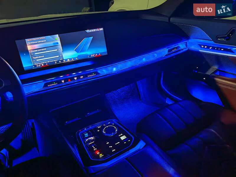 Седан BMW i7 2023 в Киеве фото 9 Седан BMW i7 2023 в Киеве