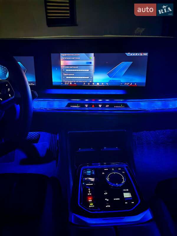 Седан BMW i7 2023 в Киеве фото 11 Седан BMW i7 2023 в Киеве
