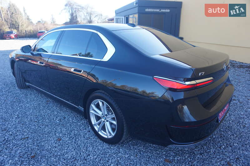 Седан BMW i7 2024 в Самборе фото 19 Седан BMW i7 2024 в Самборе