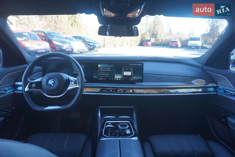 Седан BMW i7 2024 в Самборе фото 53 Седан BMW i7 2024 в Самборе