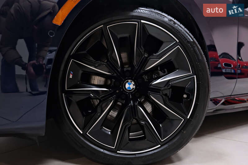 Седан BMW i7 2022 в Львове фото 12 Седан BMW i7 2022 в Львове