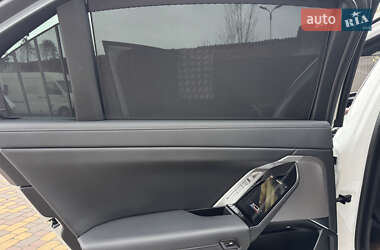 Седан BMW i7 2023 в Вінниці
