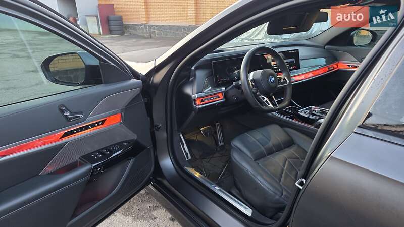 Седан BMW i7 2023 в Владимире фото 2 Седан BMW i7 2023 в Владимире