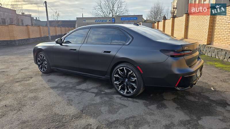 Седан BMW i7 2023 в Владимире фото 47 Седан BMW i7 2023 в Владимире