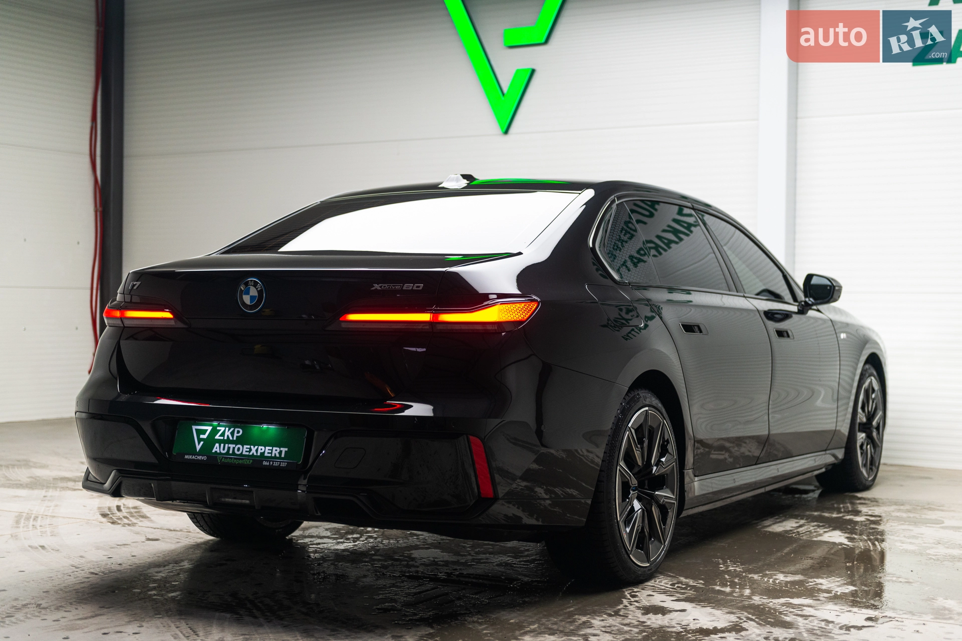 2023 BMW i7 - мініатюра 13