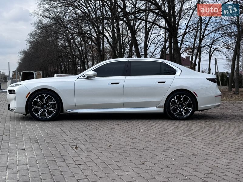 Седан BMW i7 2023 в Києві фото 4 Седан BMW i7 2023 в Києві