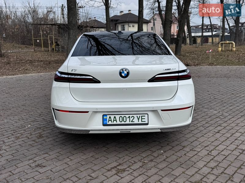 Седан BMW i7 2023 в Києві фото 7 Седан BMW i7 2023 в Києві