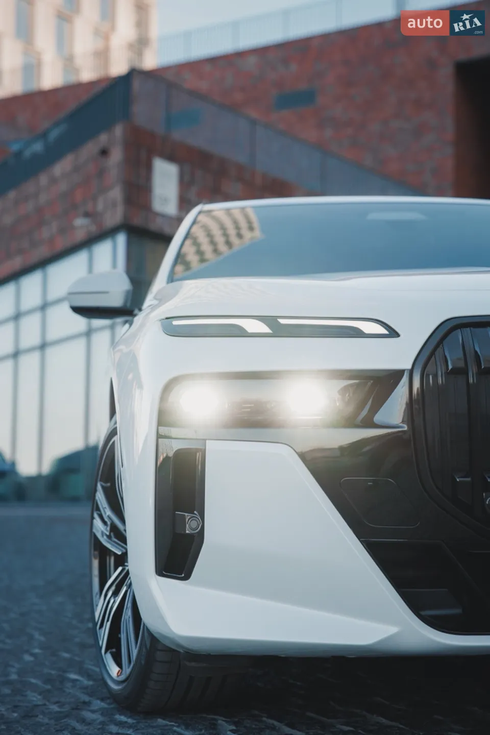 2023 BMW i7 - мініатюра 8