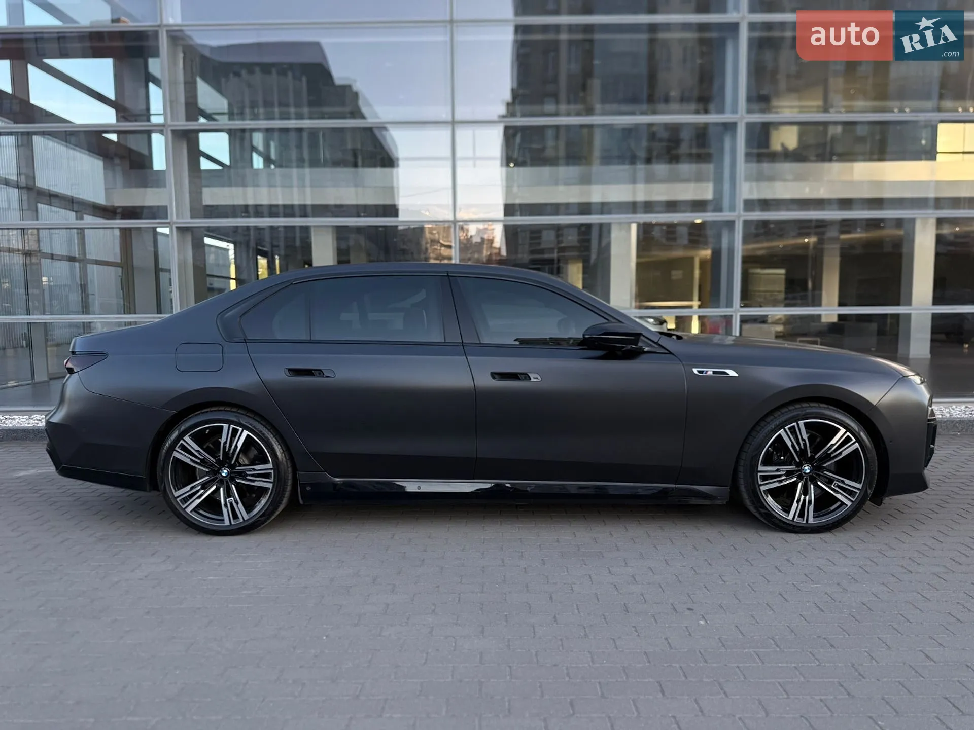 2023 BMW i7 - мініатюра 22