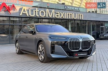 Седан BMW i7 2023 в Києві