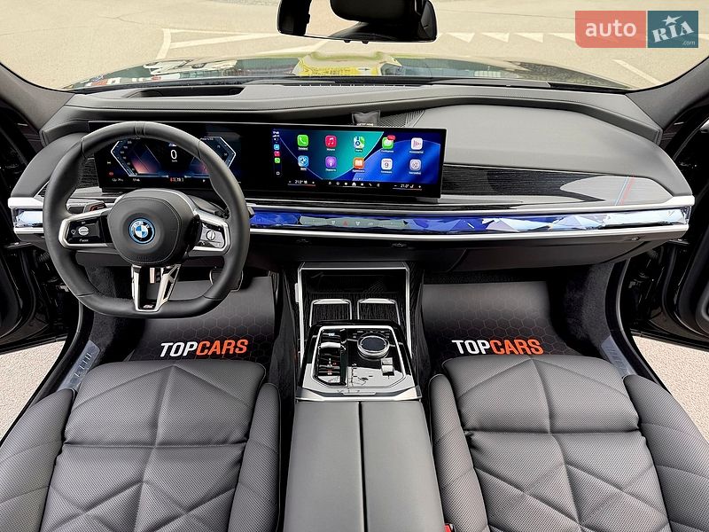 Седан BMW i7 2023 в Києві