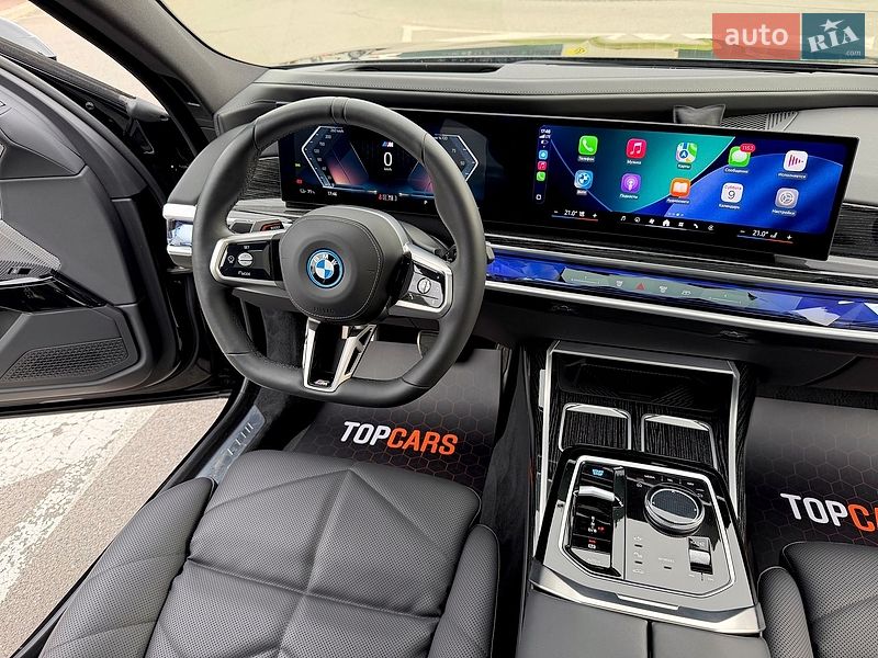 Седан BMW i7 2023 в Києві