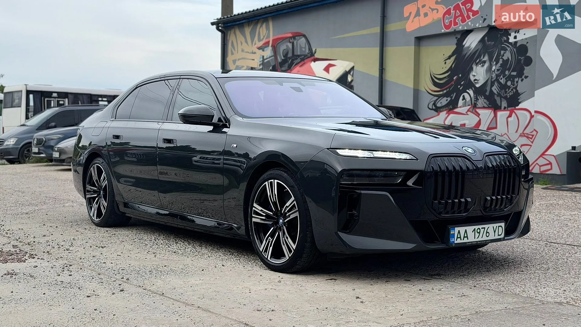 2022 BMW i7 - фото 1
