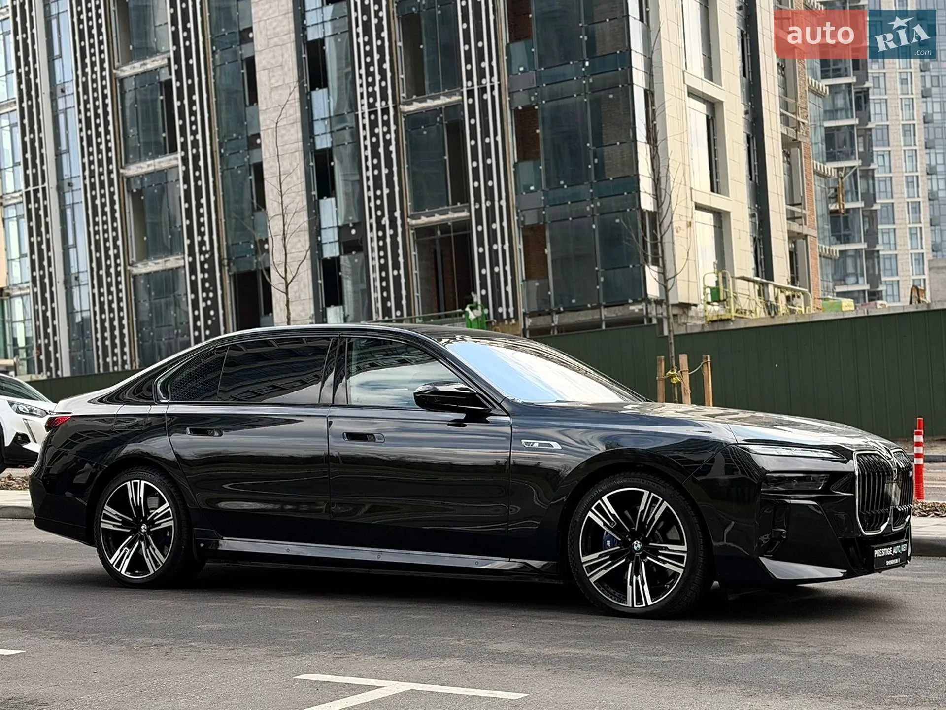 2023 BMW i7 - мініатюра 14