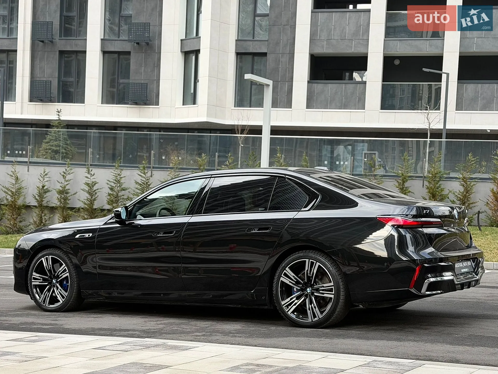 2023 BMW i7 - мініатюра 25
