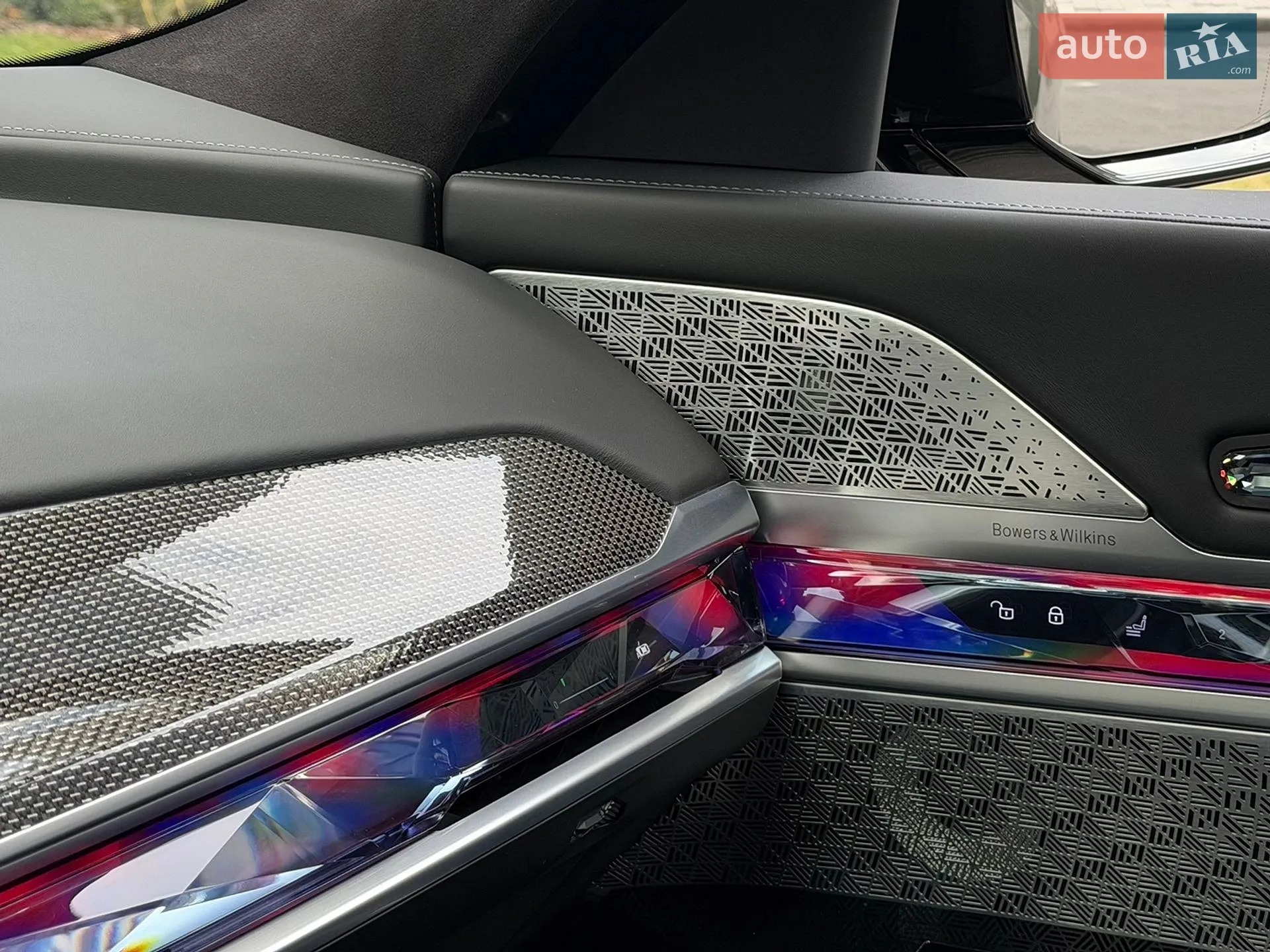 2023 BMW i7 - мініатюра 103