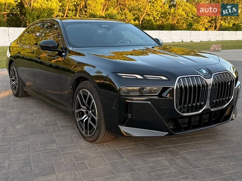 BMW i7 2023 VIN WBY53EJ07RCP77276 фото оголошення 3 з 123