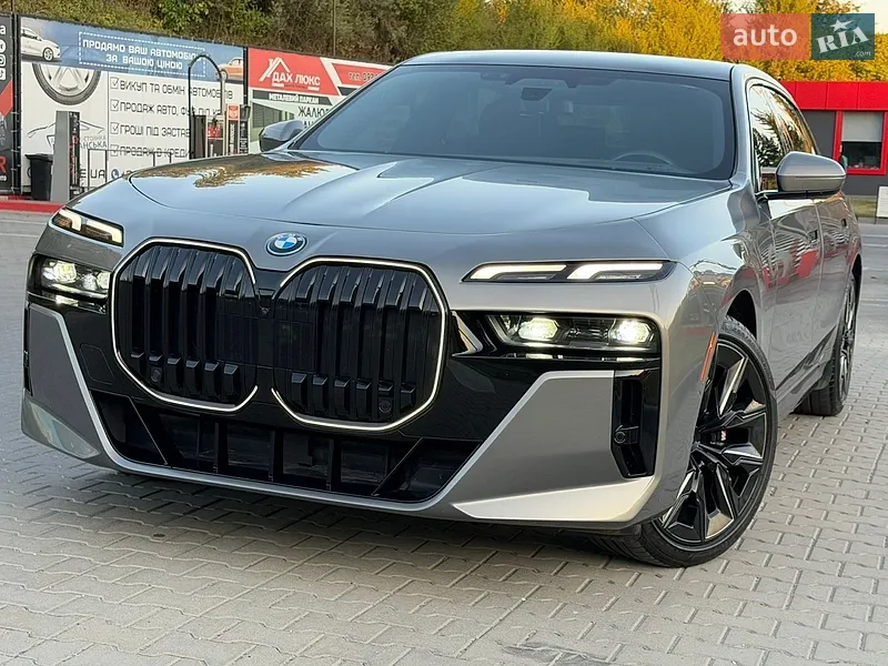 BMW i7 2023