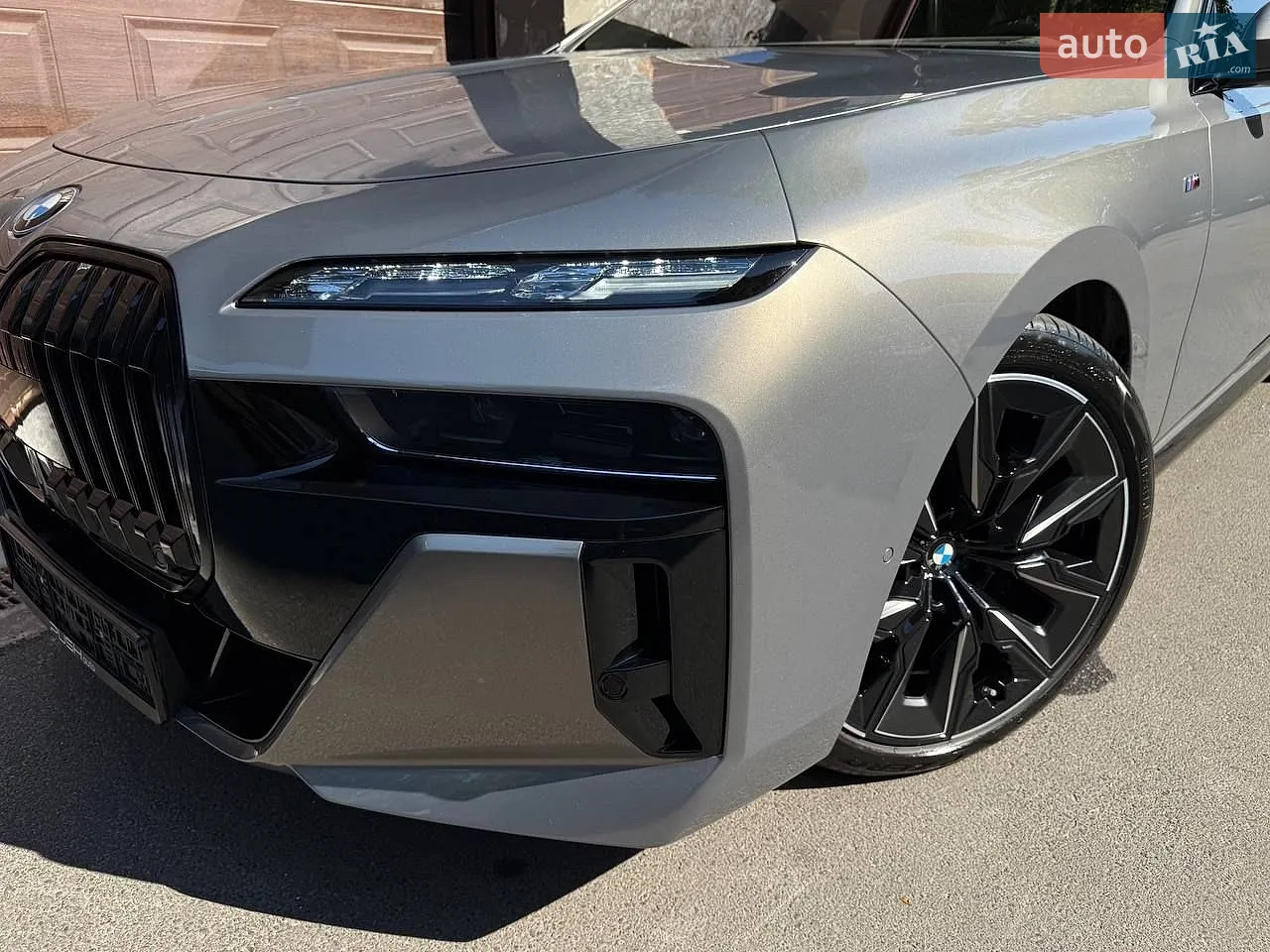 2022 BMW i7 - мініатюра 39