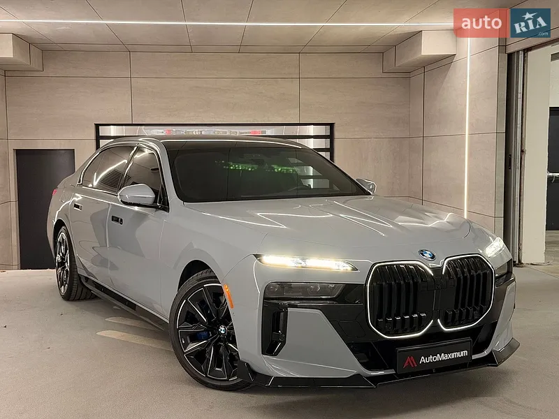BMW i7 2023