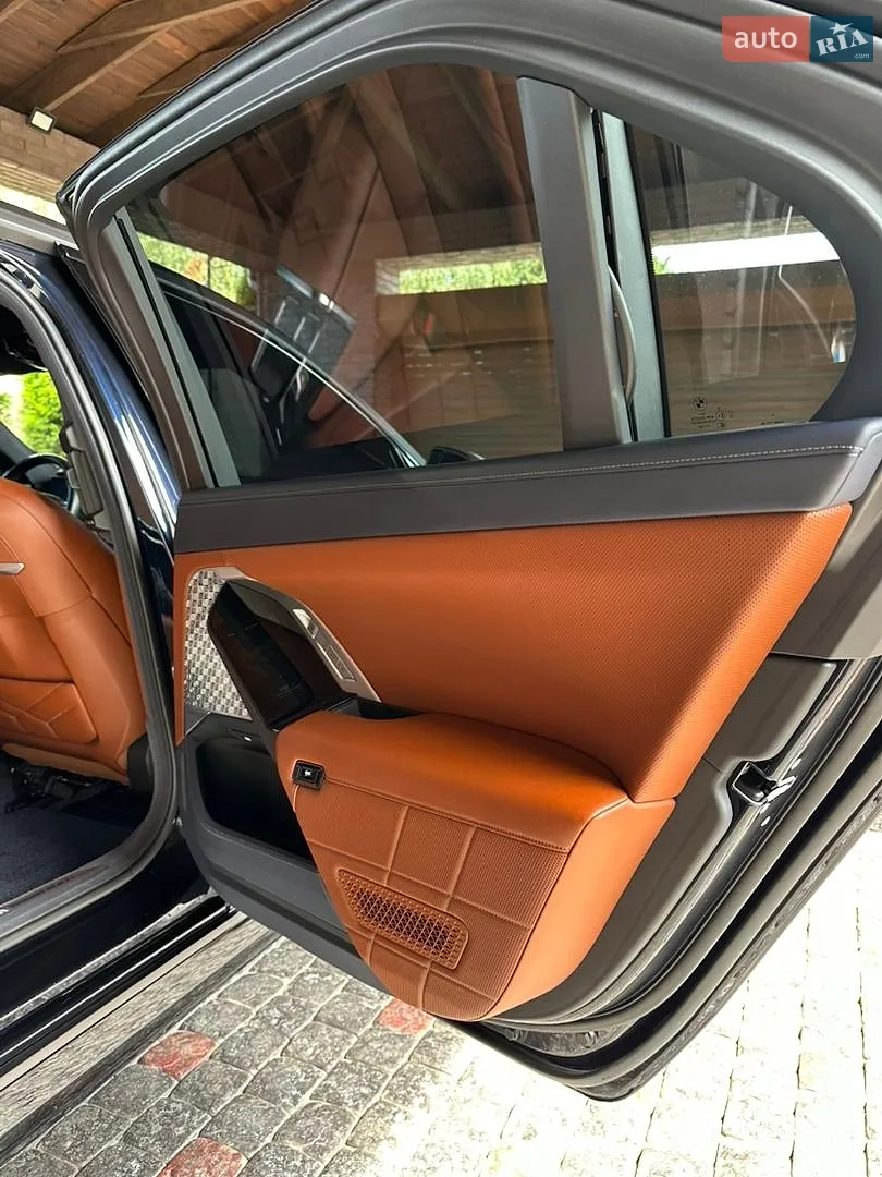 2023 BMW i7 - мініатюра 13