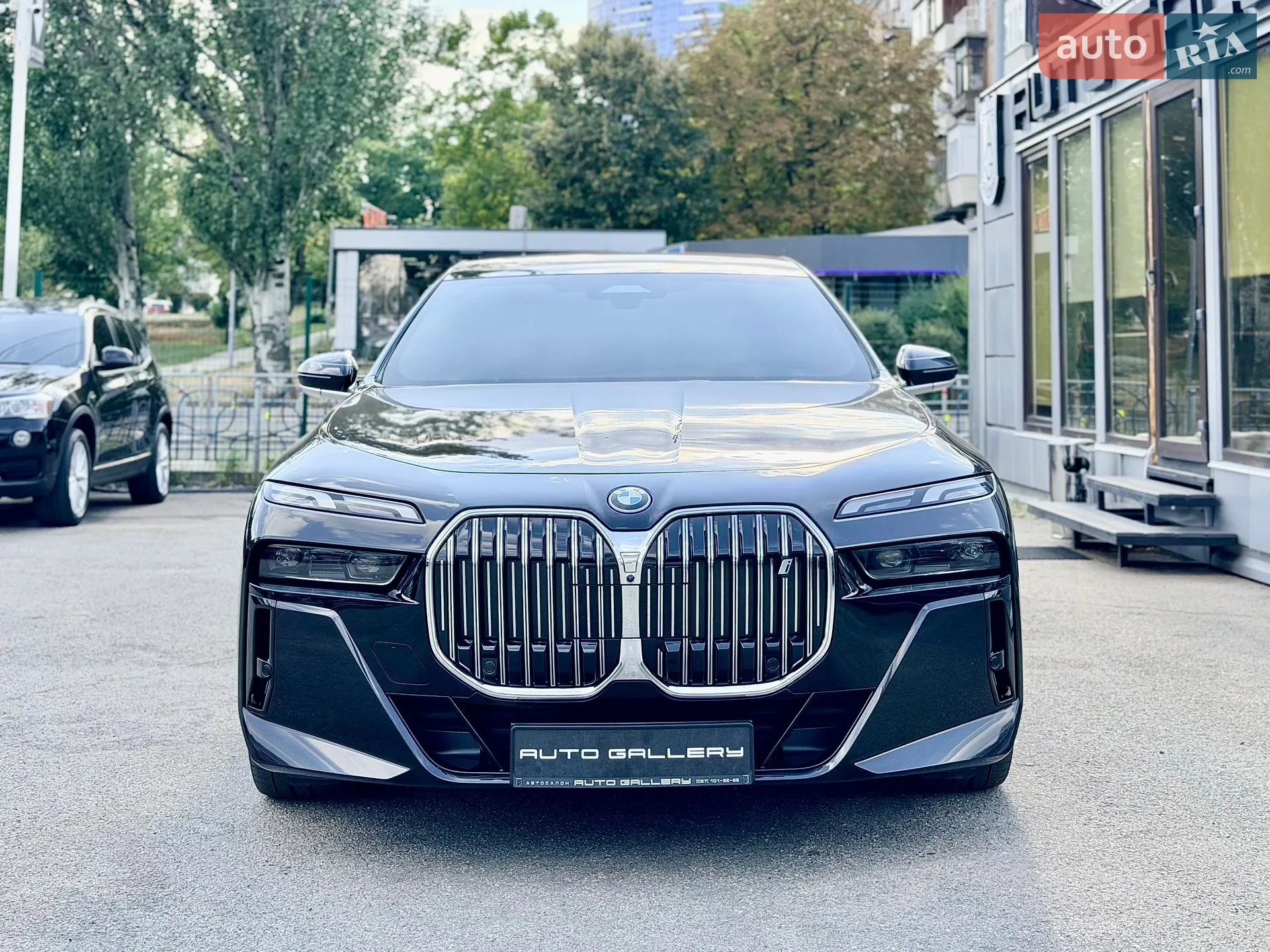 2023 BMW i7 - мініатюра 3