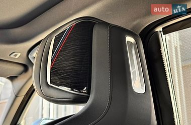 Седан BMW i7 2023 в Києві
