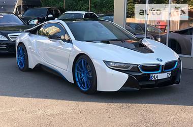 Купе BMW i8 2015 в Киеве