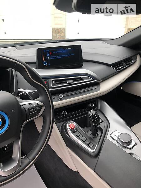 Купе BMW i8 2015 в Коломиї