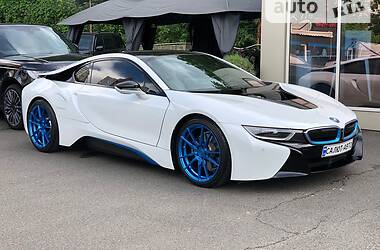 Купе BMW i8 2014 в 