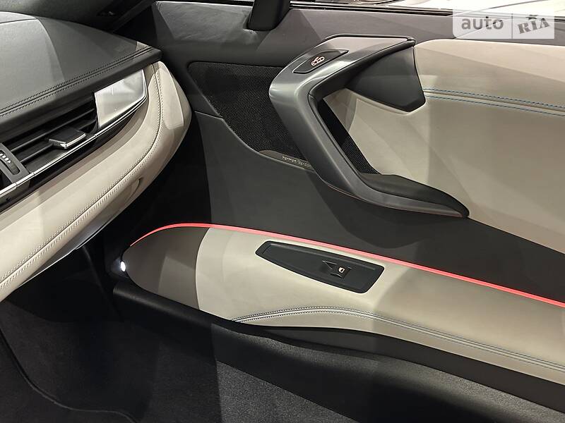 Купе BMW i8 2014 в Киеве