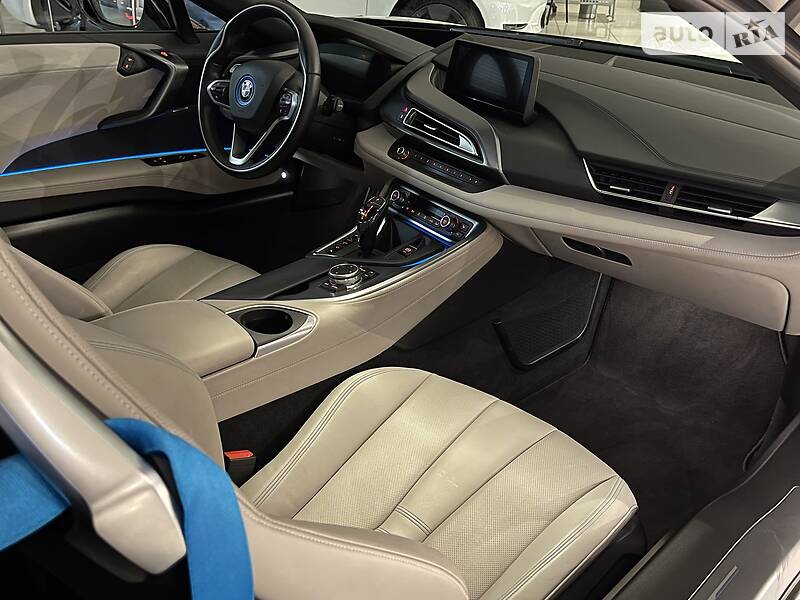 Купе BMW i8 2014 в Киеве