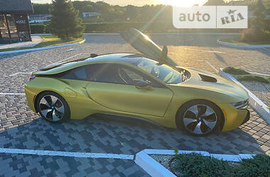 Купе BMW i8 2017 в Киеве