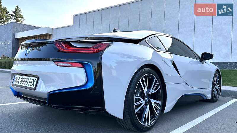 Купе BMW i8 2016 в Киеве