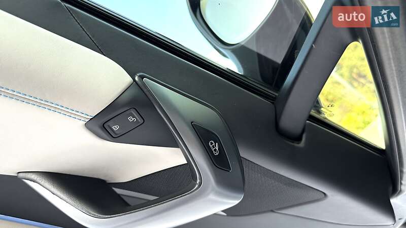 Купе BMW i8 2016 в Киеве