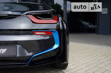 Купе BMW i8 2016 в Львове