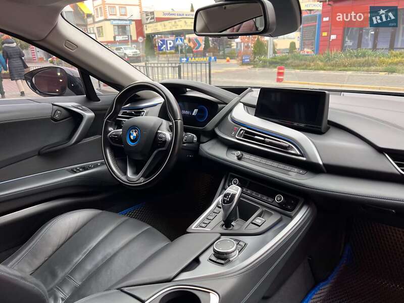 Купе BMW i8 2014 в Львове