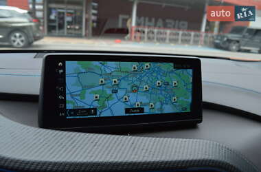 Родстер BMW i8 2018 в 