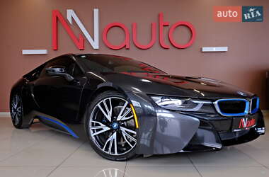 Купе BMW i8 2016 в 