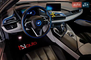 Купе BMW i8 2016 в 