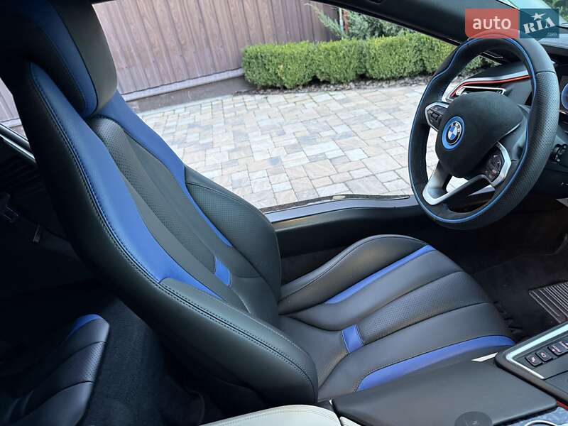 Купе BMW i8 2016 в Киеве фото 66 Купе BMW i8 2016 в Киеве